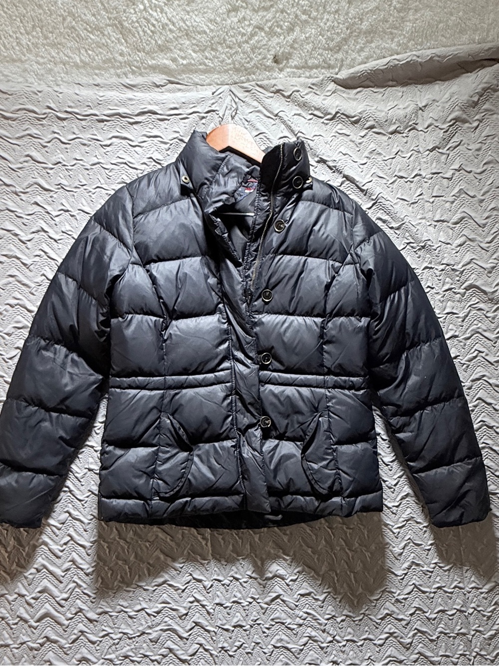 Tommy Hilfiger Womens size Medium Black Down Puffer Jacket Quilted Winter Coat